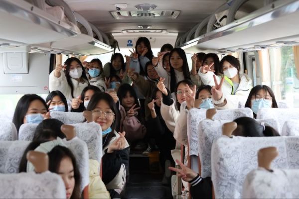 蹇難豈阻拏云路，砥礪尤堅(jiān)壯志心——德才學(xué)校2023屆2001班學(xué)生赴長(zhǎng)沙參加藝考
